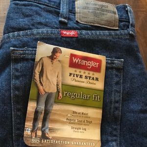 Men’s Wrangler Regular Fit NWT